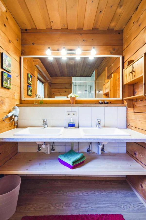 Chalets In Eben Im Pongau Exteriör bild