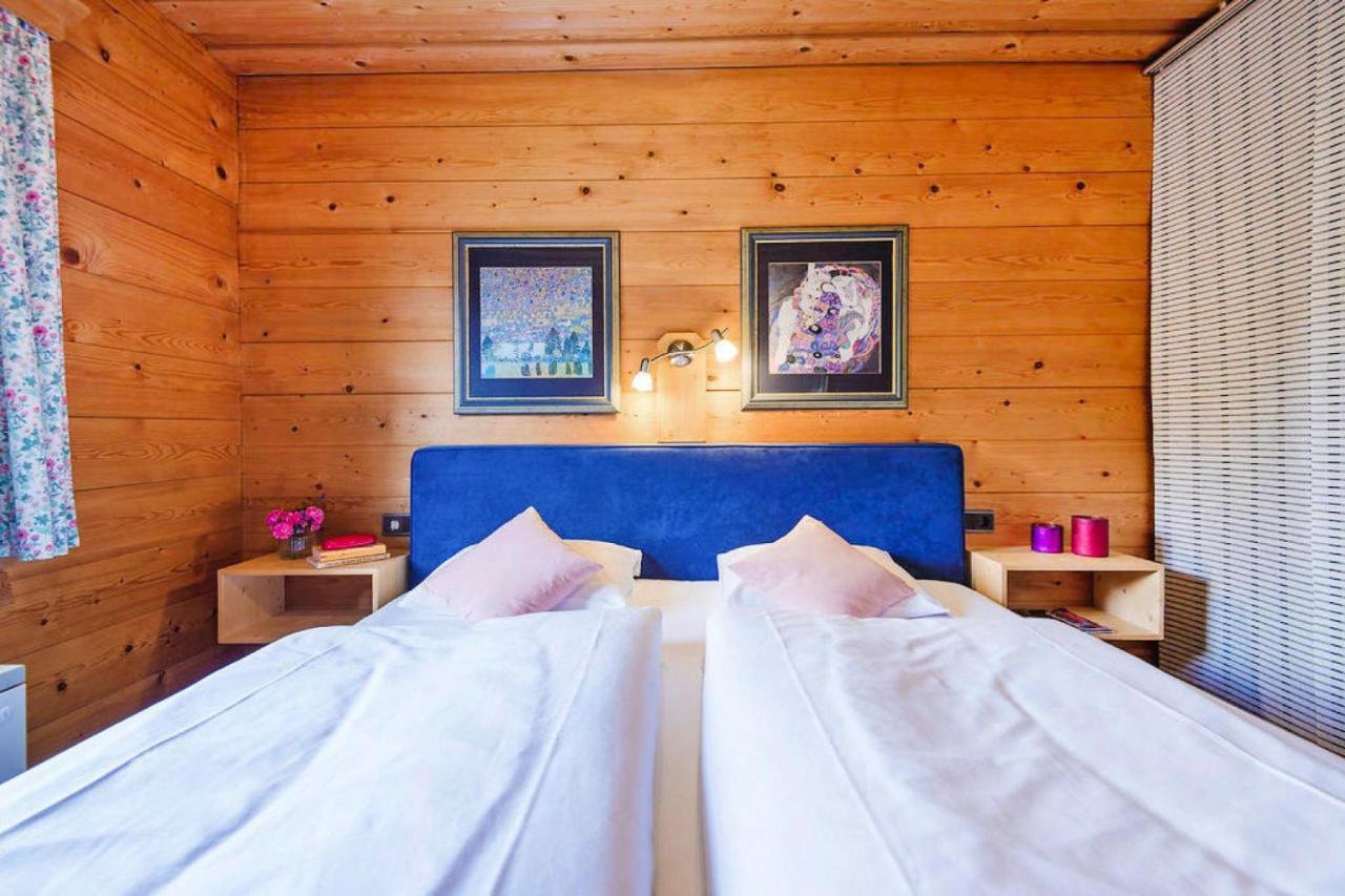 Chalets In Eben Im Pongau Exteriör bild